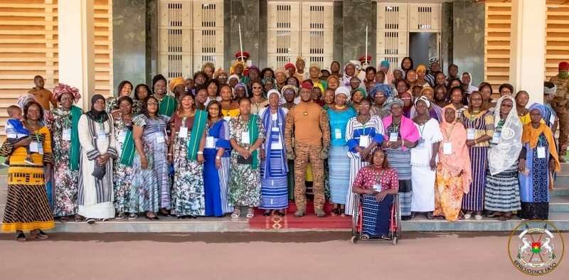 Situation S Curitaire Les Femmes Du Burkina Sengagent Aux C T S Du