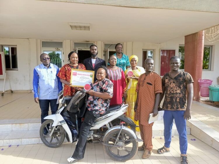 Une photo de famille  à l'issue de l'audience à la Mairie centrale de Ouagadougou